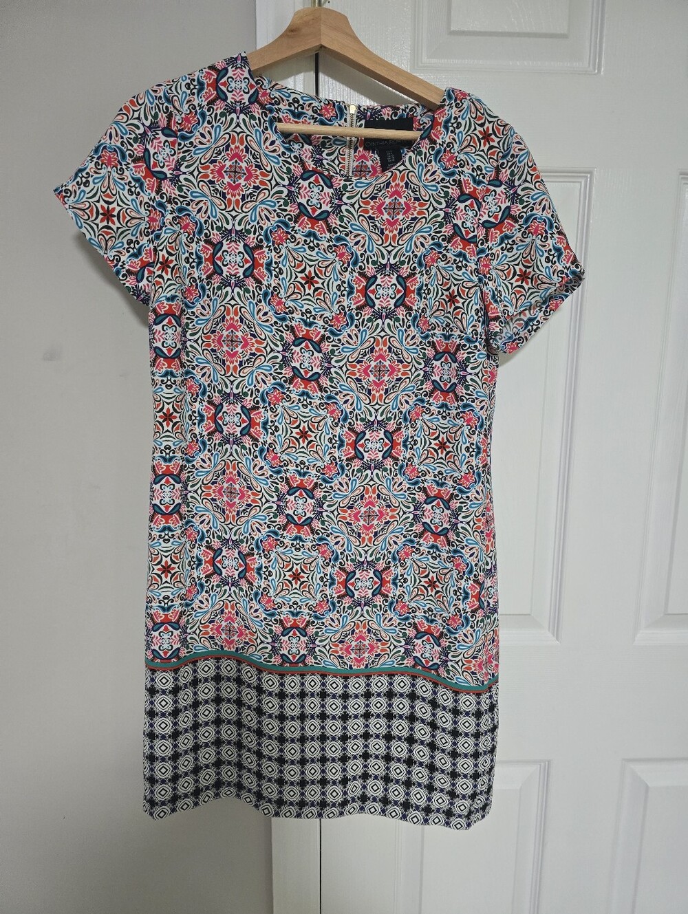 Cynthia Rowley Multicolor Short Sleeve Printed Shift Dress - Picture 4 of 9